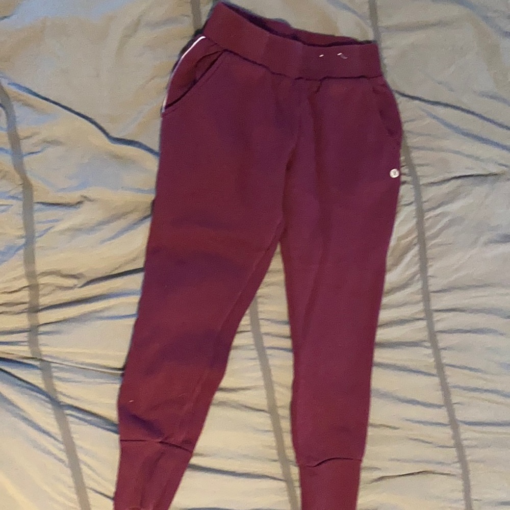 Fuchsia colored sweatpants